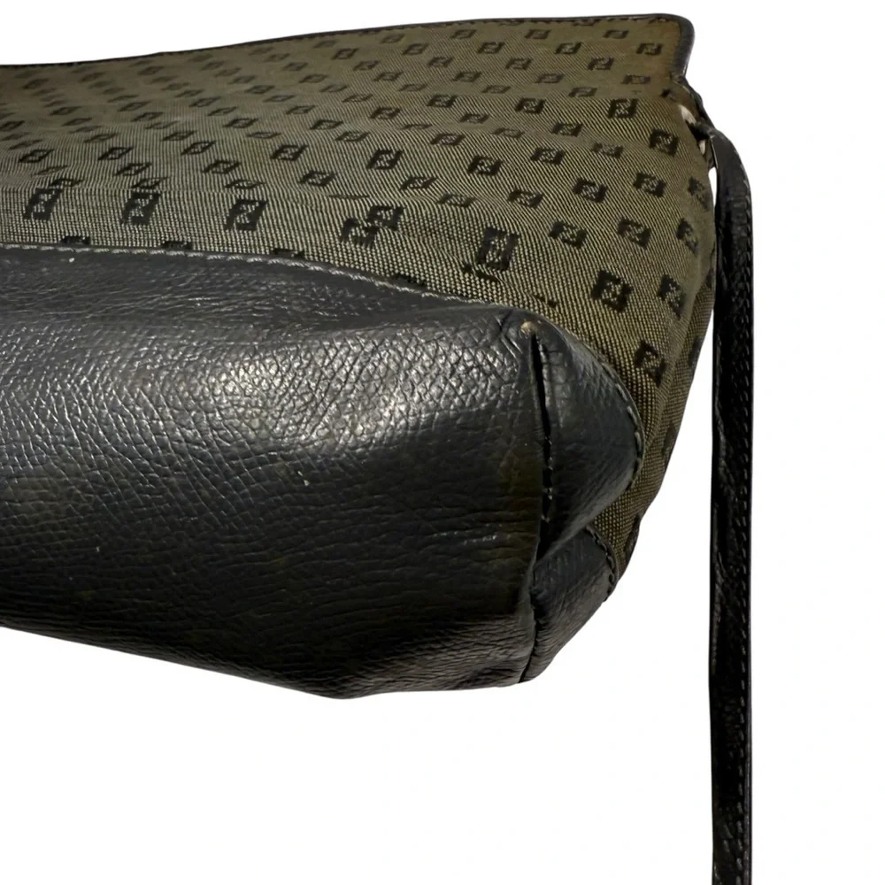 Fendi vintage 80s Zucca Crossbody Bag mini logo